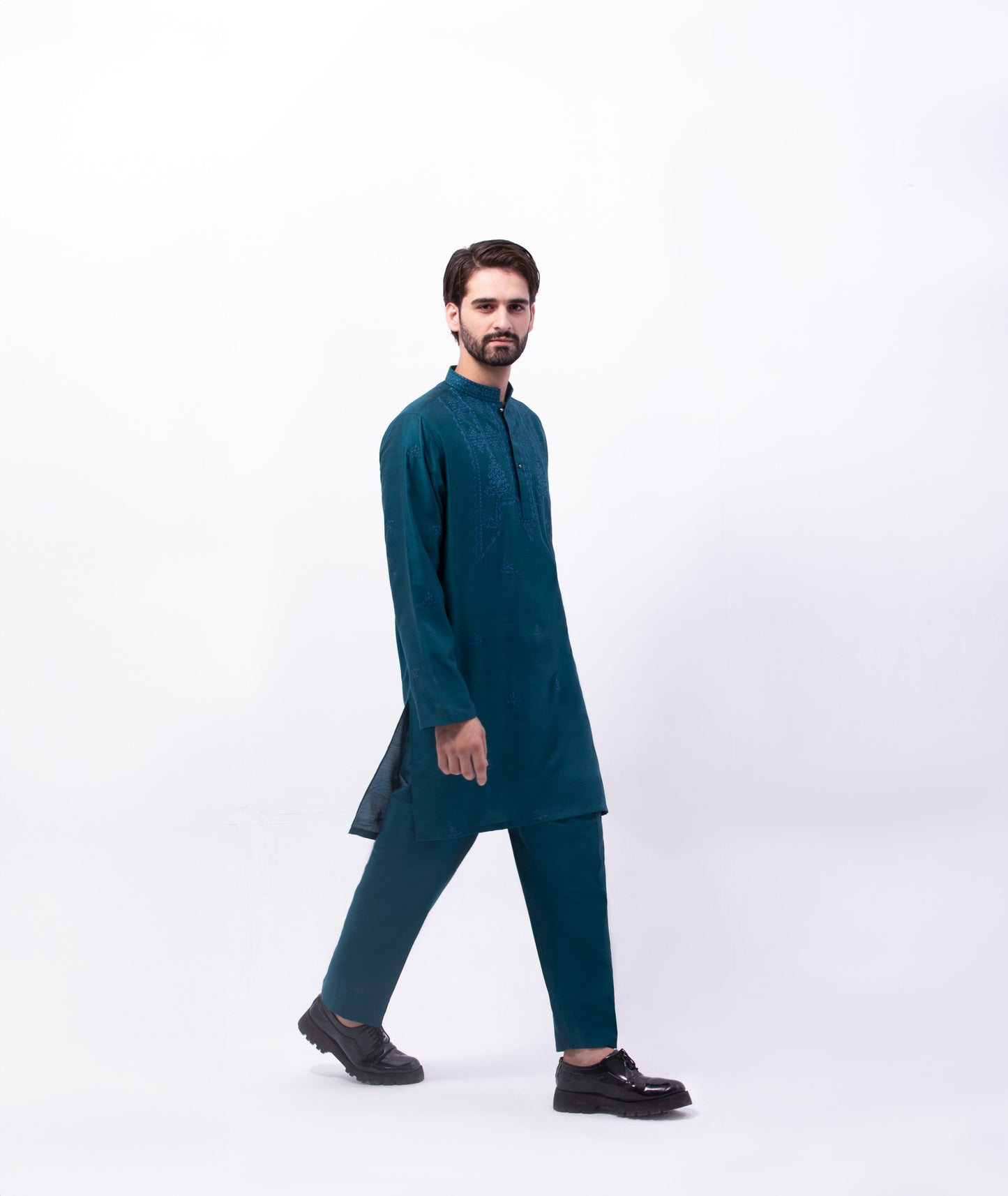 Zinc Special Cotton With Pattern Embroidery