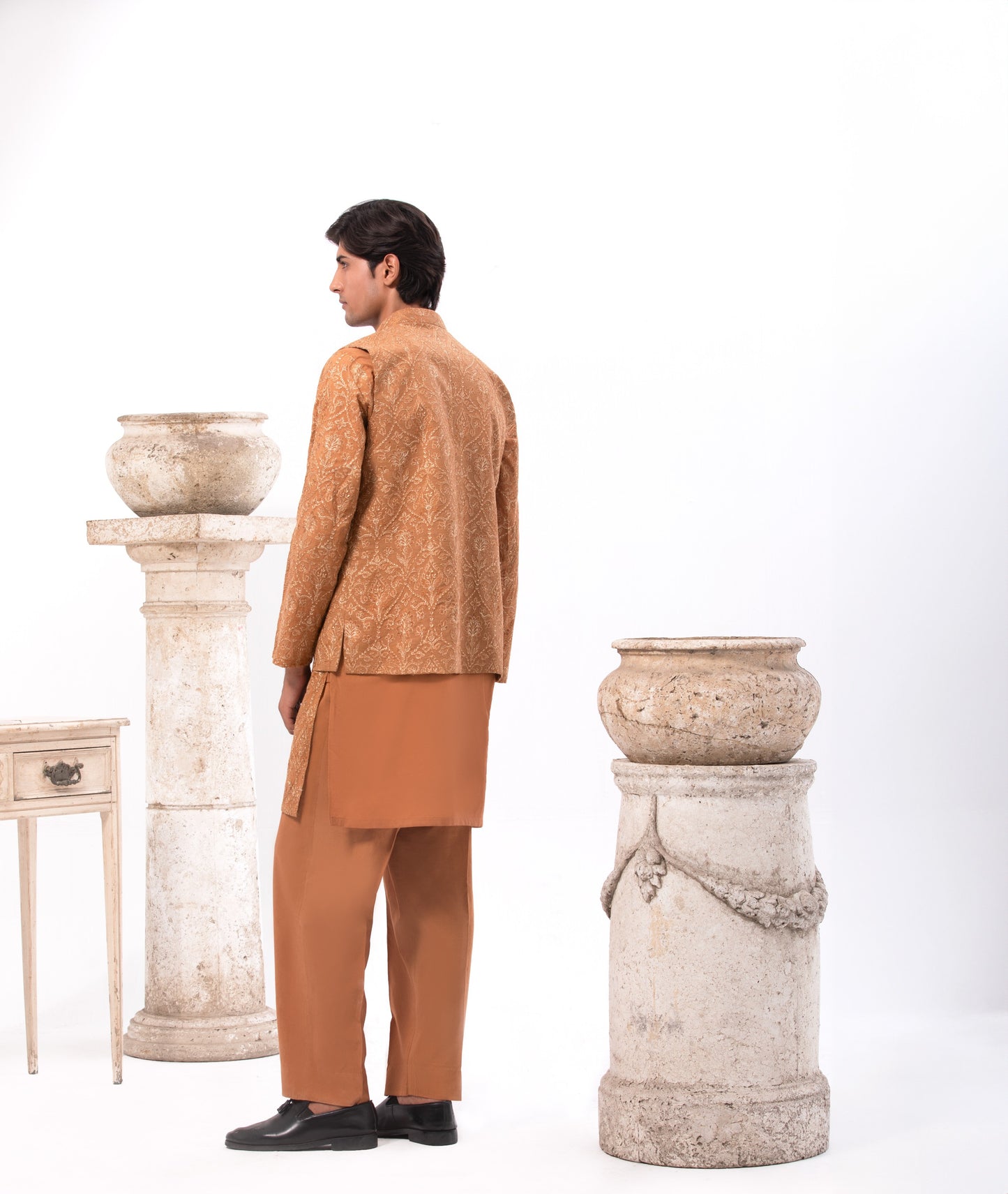Fabric Cotton Self Thread Embroidery West coat And Kurta 