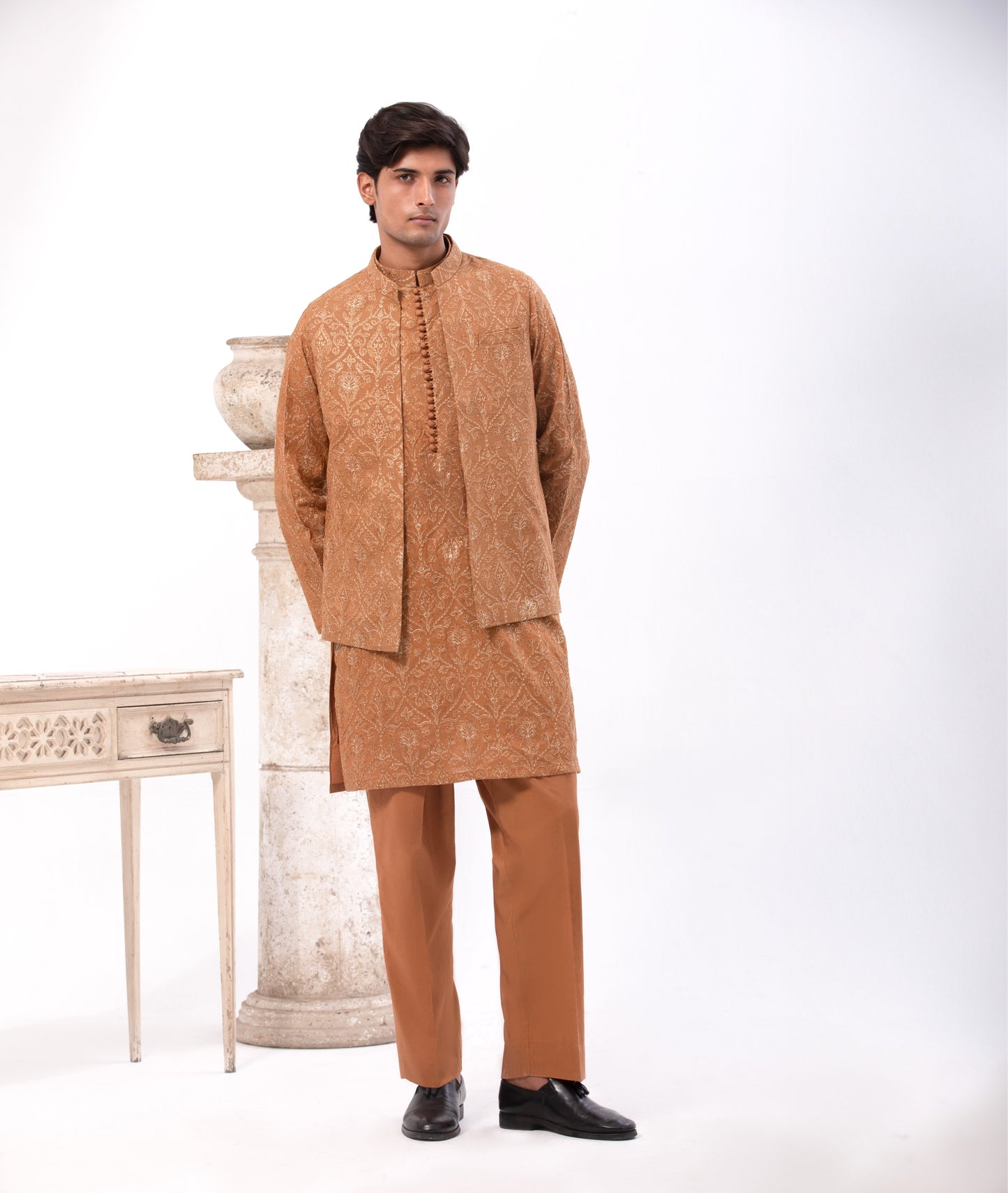 Fabric Cotton Self Thread Embroidery West coat And Kurta&nbsp;